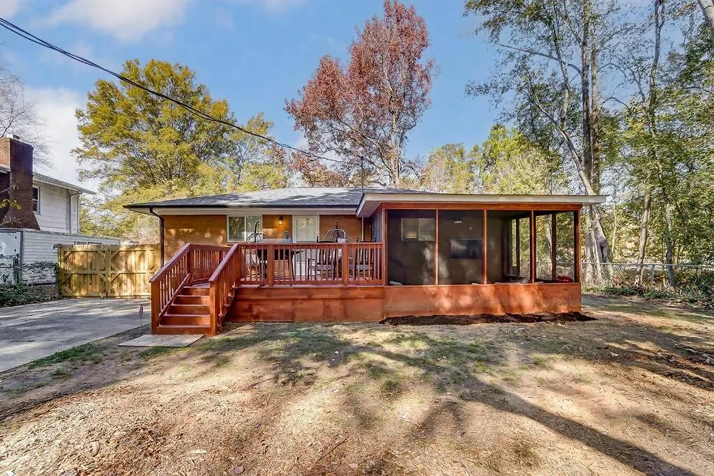 度假居 Charlotte Charm Haven With Outdoor Tv别墅