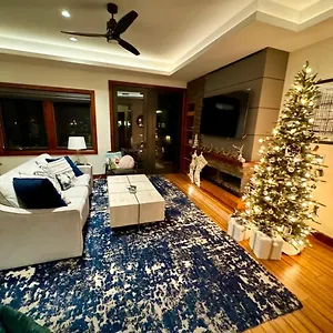 https://ski-in-out-zalanta-great-location-2-hot-tubs-heated-pool.insouthlaketahoe.com