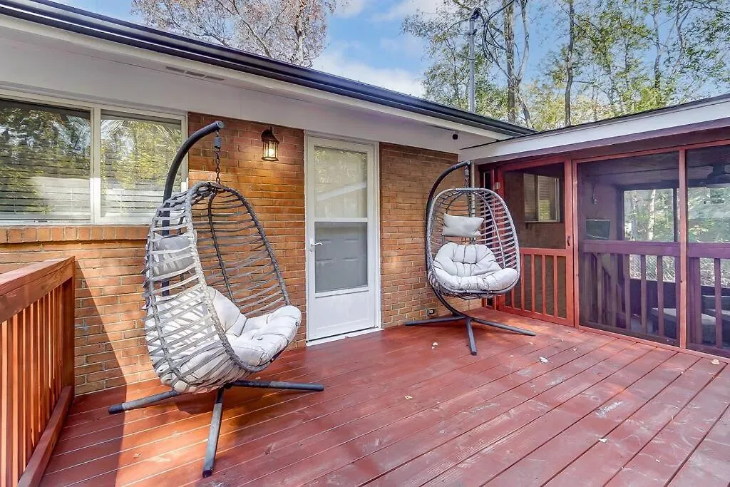 Charlotte Charm Haven With Outdoor Tv Villa 0*,